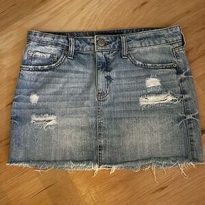 Aeropostale distressed denim skirt - size 4